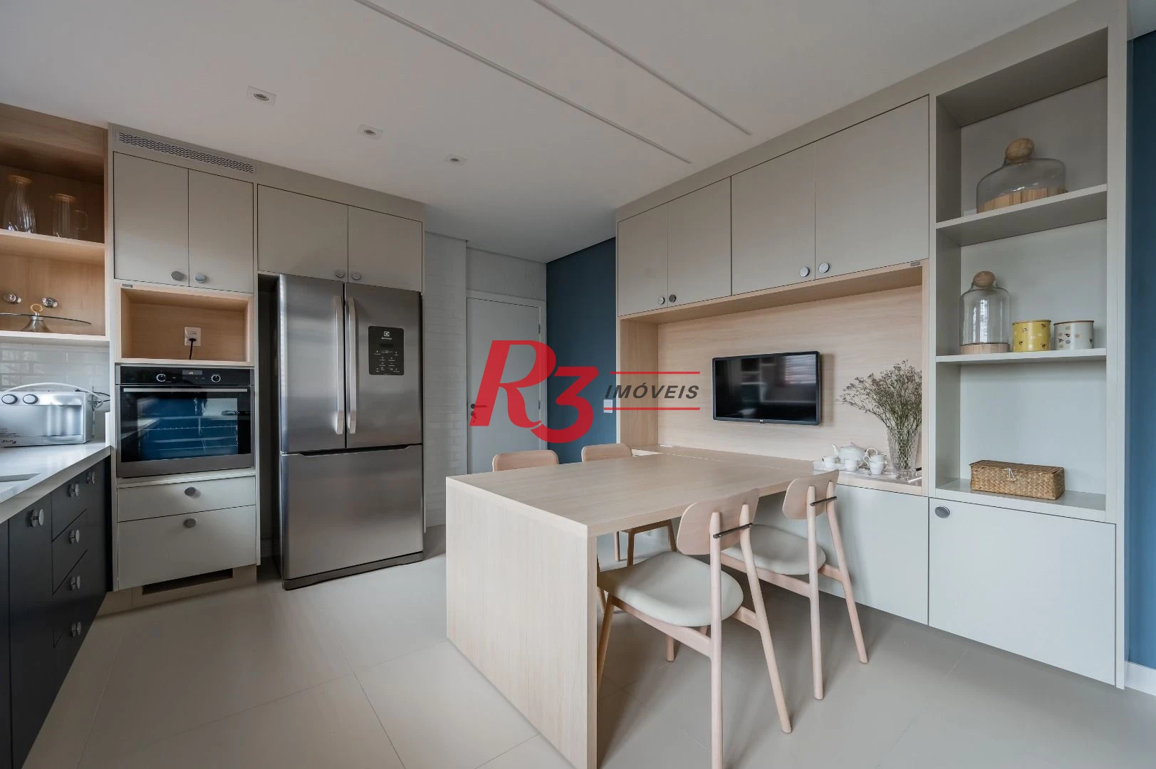 Apartamento de alto padrão com 3 suítes à venda, 234 m² por R$ 3.650.000 - Boqueirão - Santos/SP
