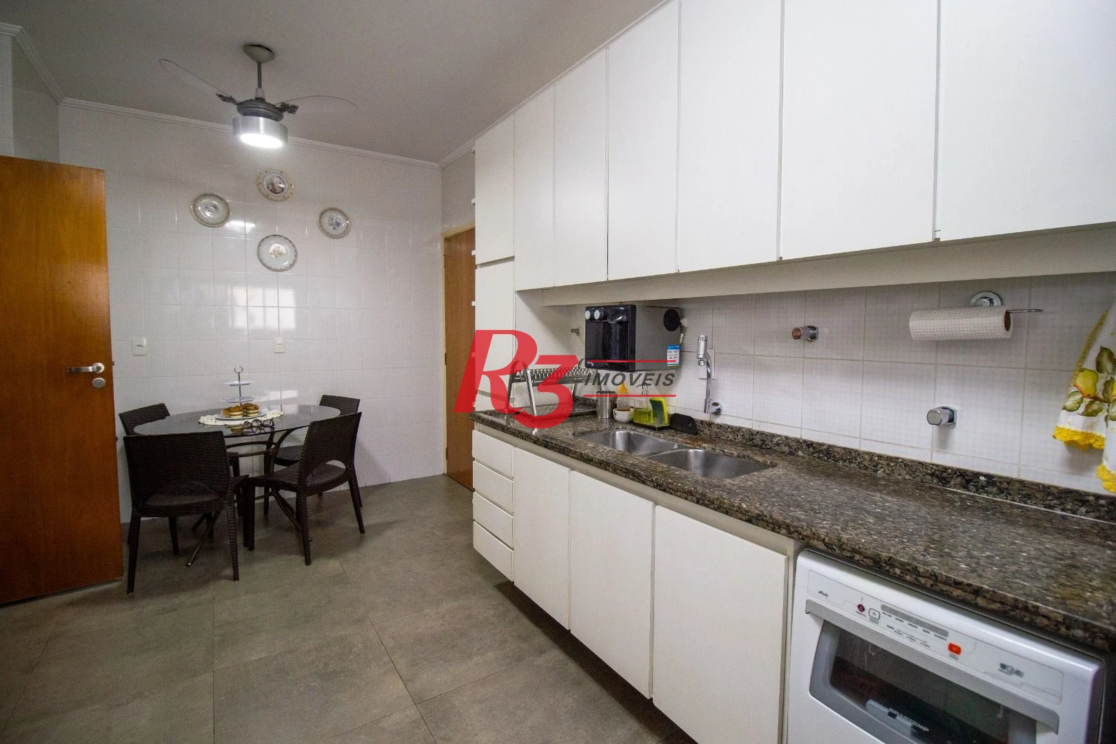 Apartamento com 3 dormitórios à venda, 124 m² por R$ 1.200.000,00 - Boqueirão - Santos/SP