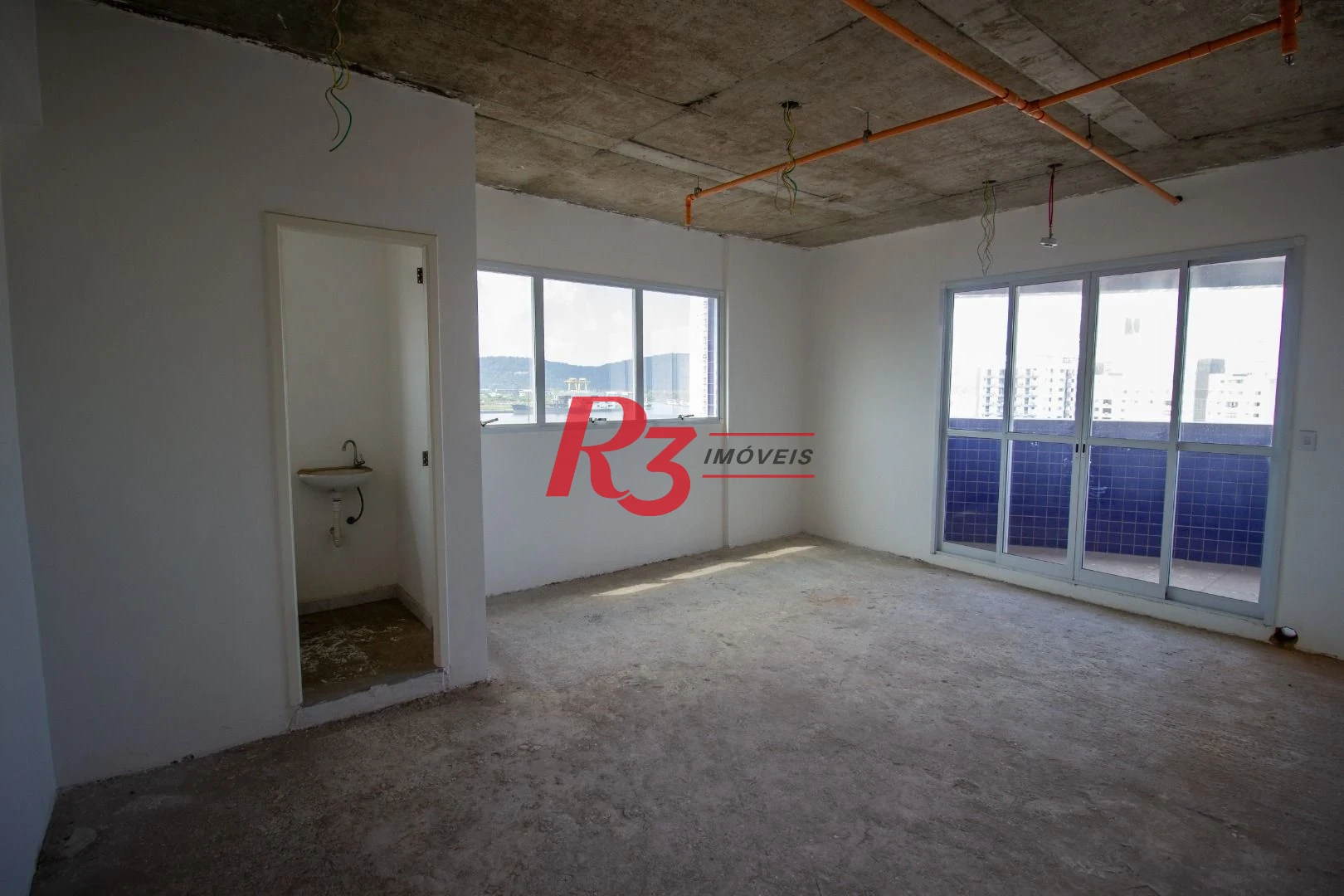 Sala à venda, 30 m² por R$ 286.710,00 - Ponta da Praia - Santos/SP