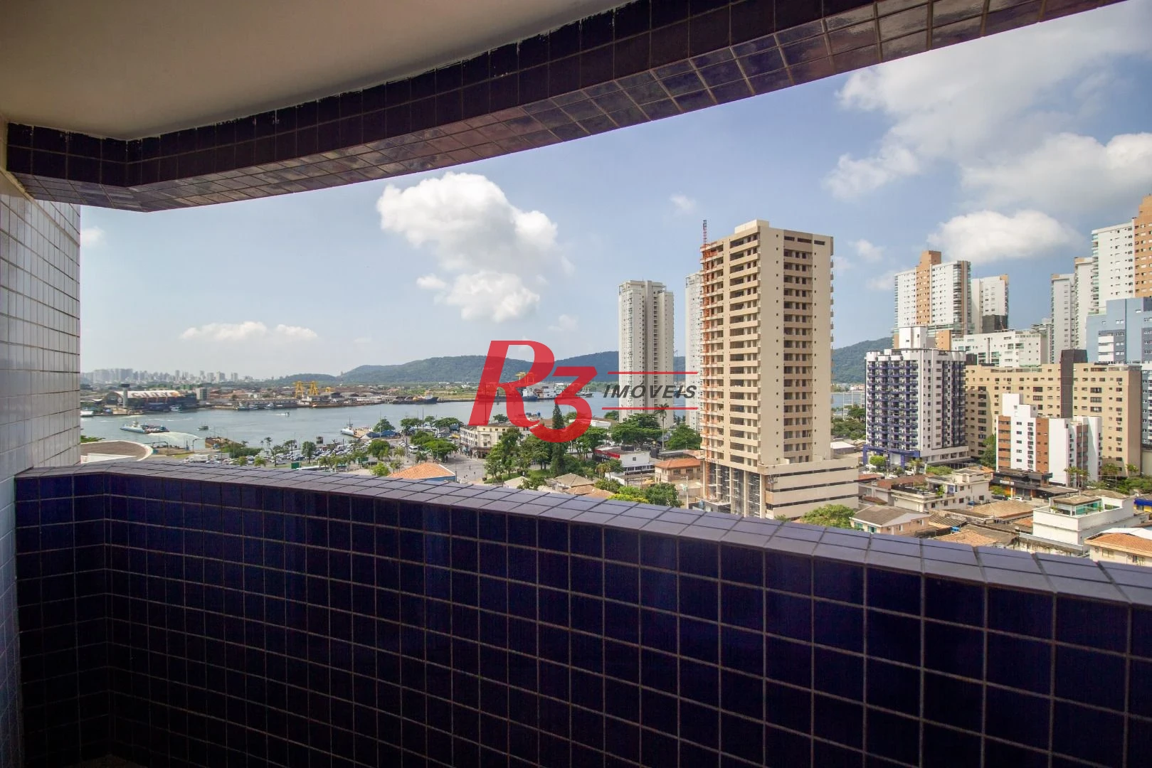 Sala à venda, 30 m² por R$ 286.710,00 - Ponta da Praia - Santos/SP