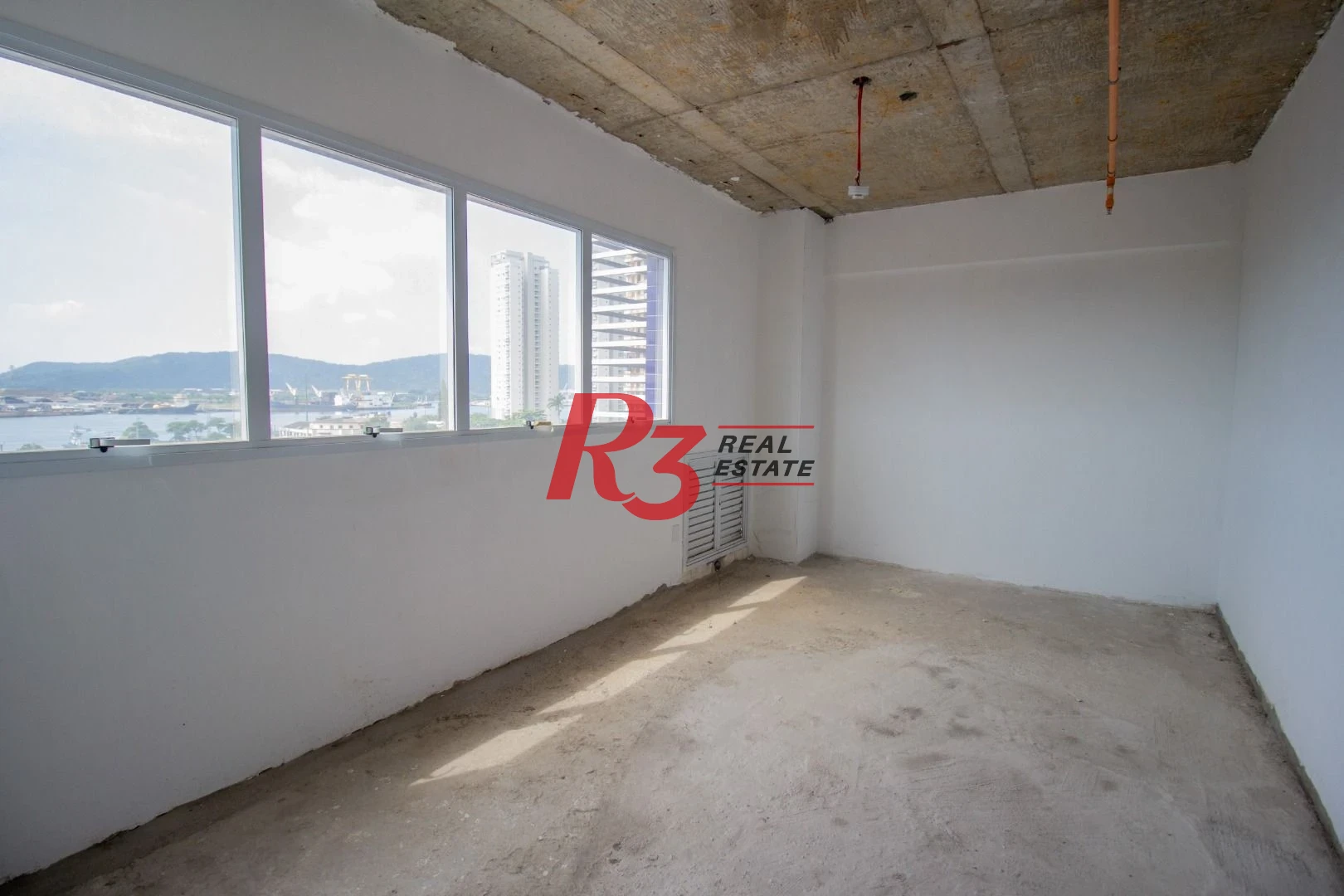 Sala à venda, 35 m² por R$ 332.690,00 - Ponta da Praia - Santos/SP