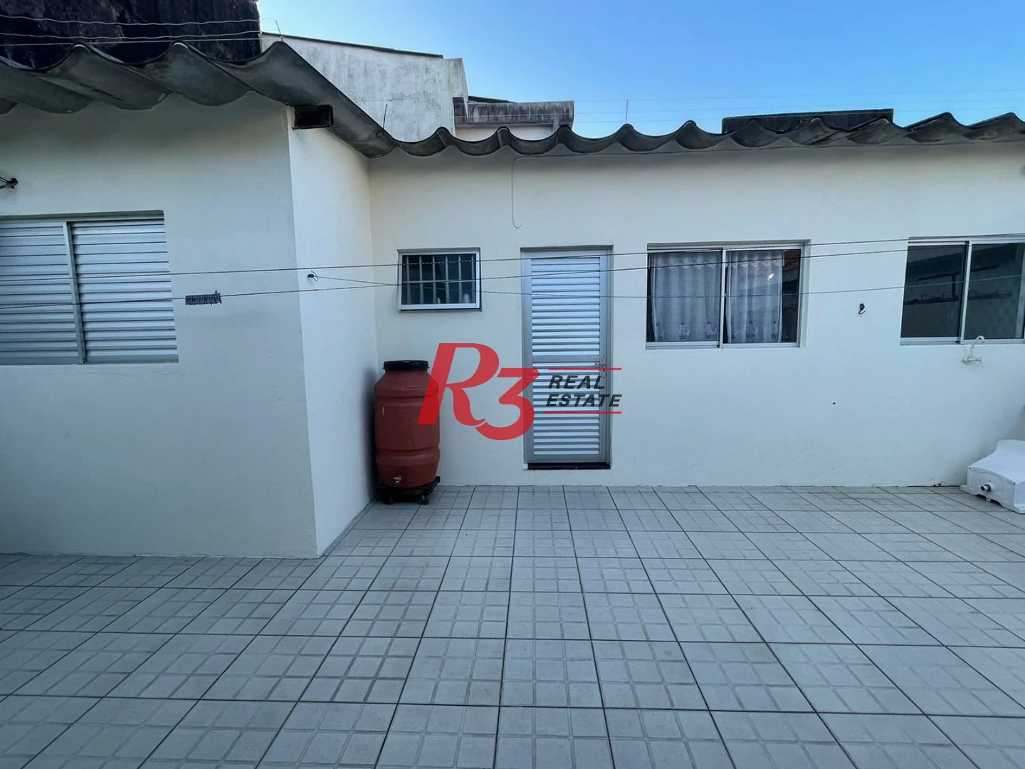Casa com 3 dormitórios à venda, 160 m² por R$ 585.000,00 - Vila São Jorge - São Vicente/SP