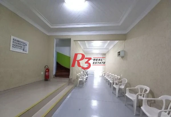 Sobrado com 3 dormitórios à venda, 240 m² por R$ 1.170.000,00 - Campo Grande - Santos/SP