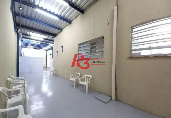 Sobrado com 3 dormitórios à venda, 240 m² por R$ 1.170.000,00 - Campo Grande - Santos/SP