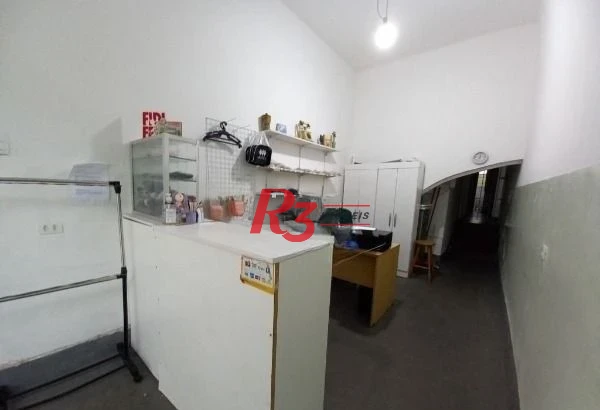 Sobrado com 3 dormitórios à venda, 240 m² por R$ 1.170.000,00 - Campo Grande - Santos/SP