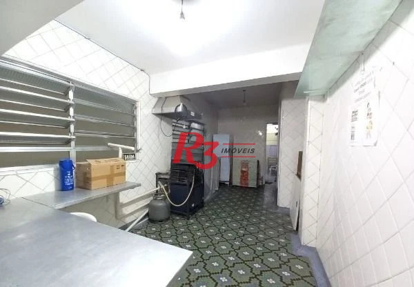 Sobrado com 3 dormitórios à venda, 240 m² por R$ 1.170.000,00 - Campo Grande - Santos/SP