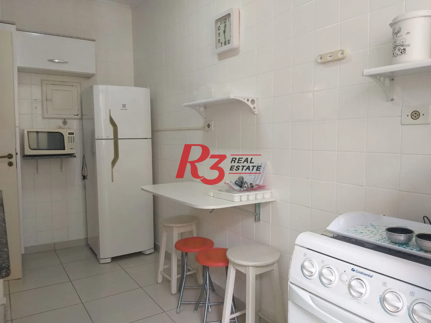 Apartamento com 2 dormitórios à venda, 70 m² por R$ 420.000,00 - Boqueirão - Santos/SP
