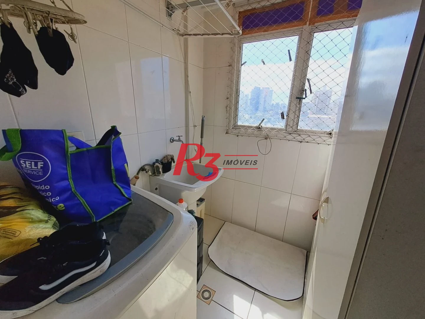 Apartamento com 2 dormitórios à venda, 75 m² por R$ 530.000,00 - Campo Grande - Santos/SP