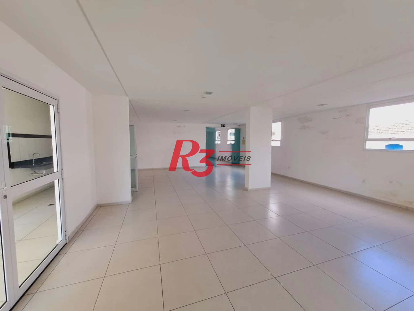 Apartamento com 2 dormitórios à venda, 75 m² por R$ 530.000,00 - Campo Grande - Santos/SP