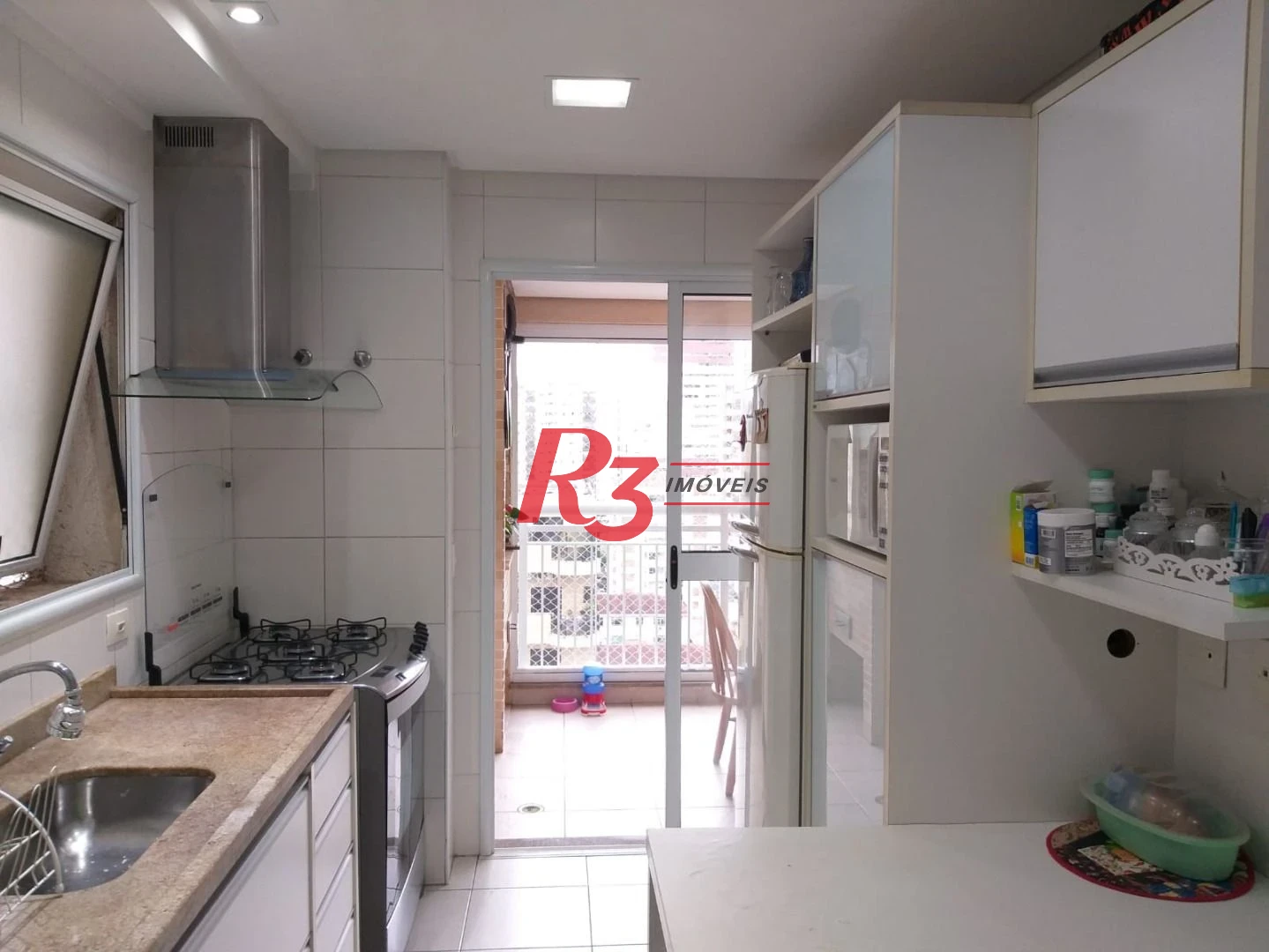 Apartamento com 3 dormitórios à venda, 130 m² por R$ 1.900.000,00 - Gonzaga - Santos/SP