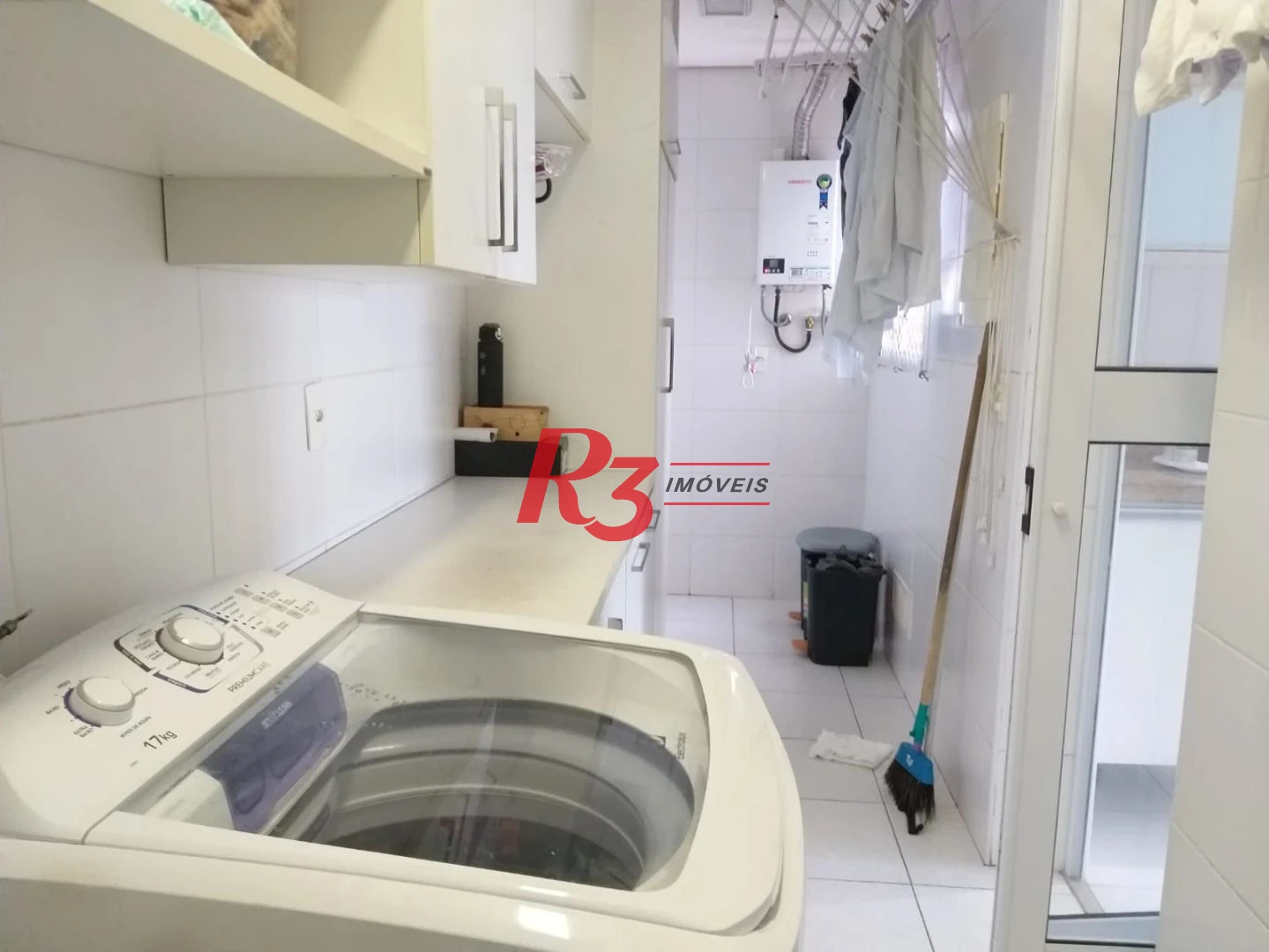 Apartamento com 3 dormitórios à venda, 130 m² por R$ 1.900.000,00 - Gonzaga - Santos/SP