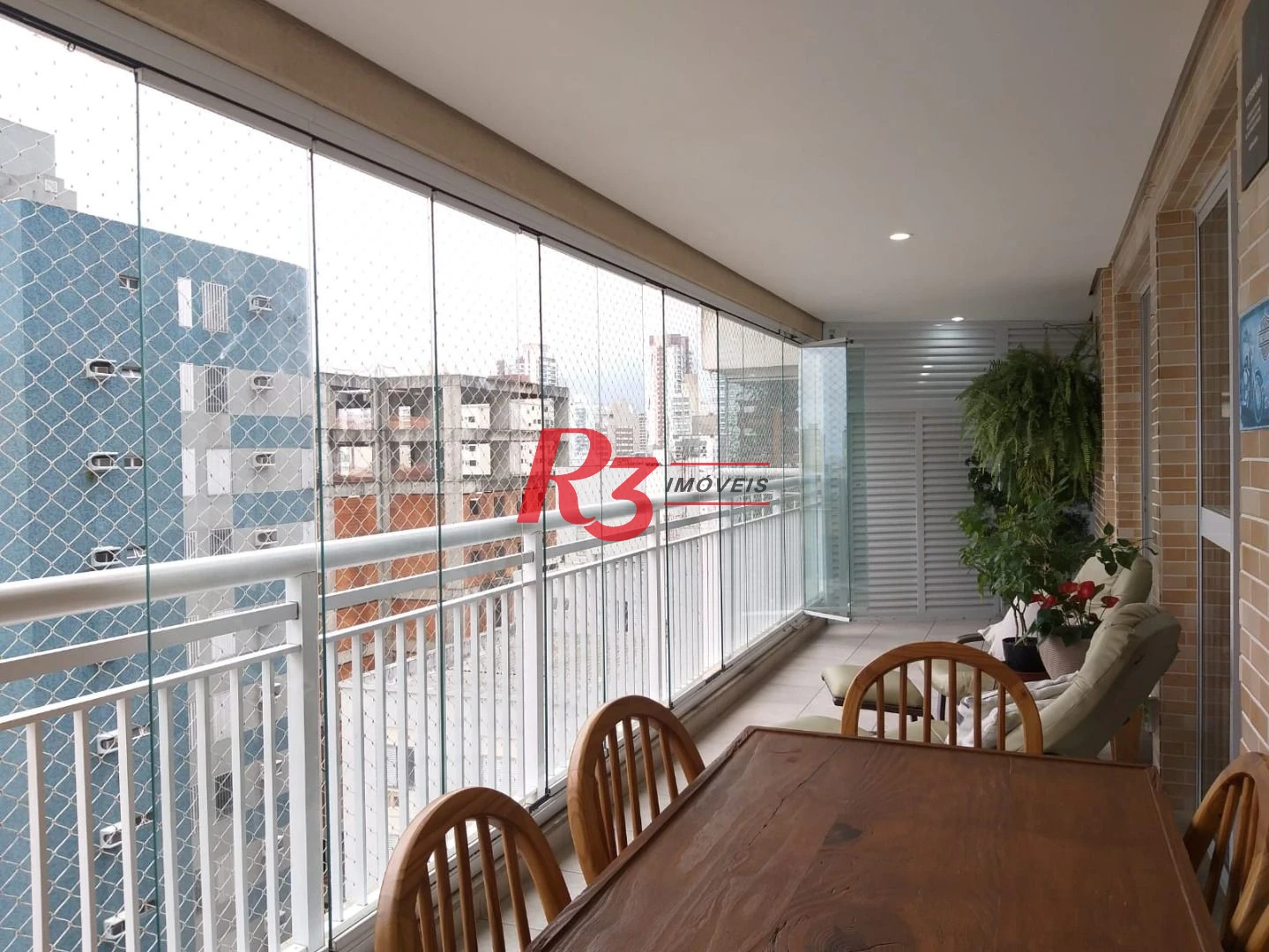 Apartamento com 3 dormitórios à venda, 130 m² por R$ 1.900.000,00 - Gonzaga - Santos/SP