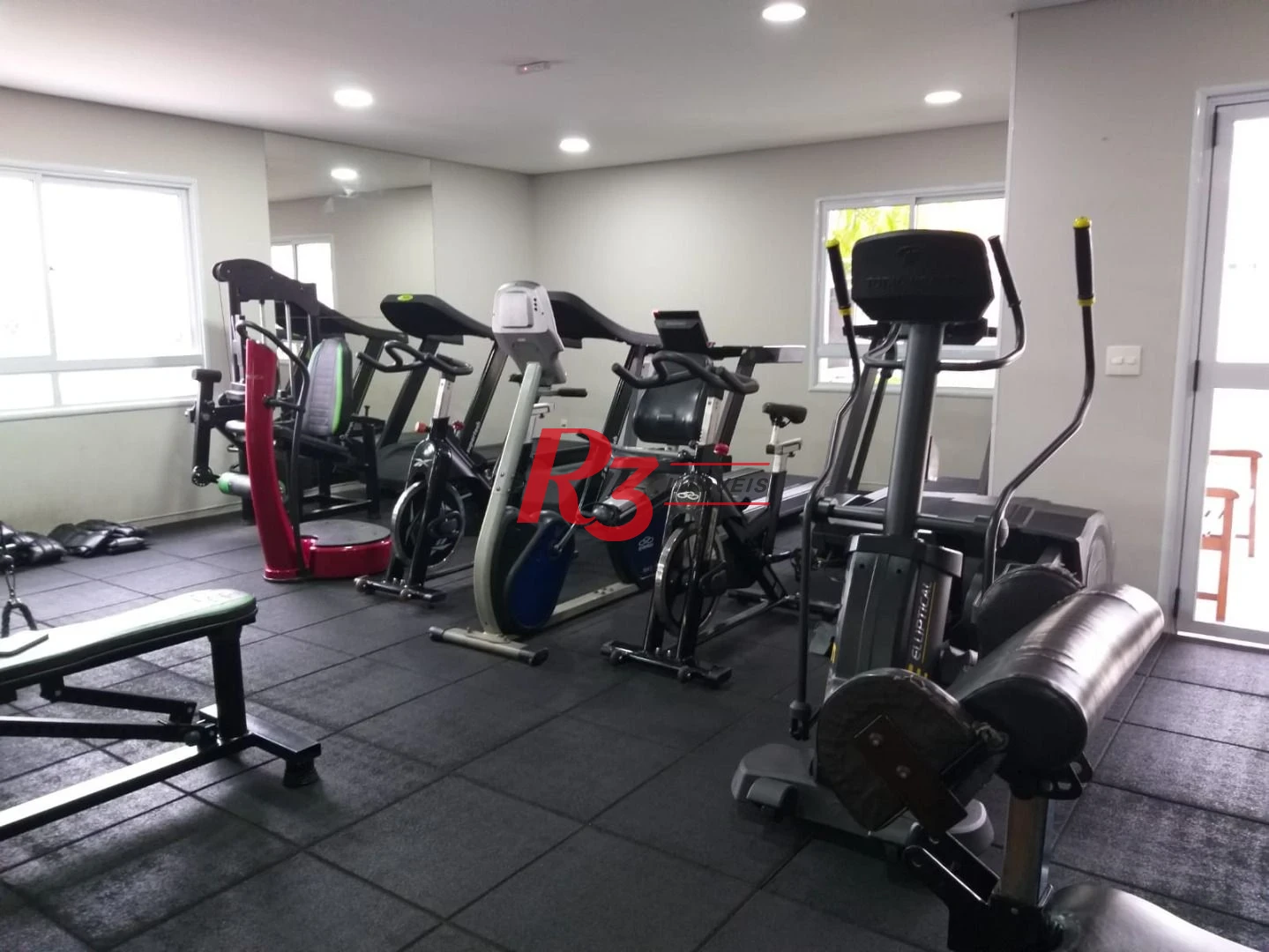 Apartamento com 3 dormitórios à venda, 130 m² por R$ 1.900.000,00 - Gonzaga - Santos/SP