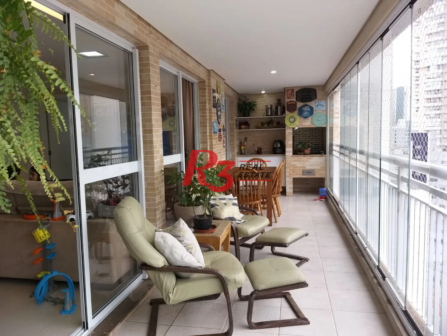 Apartamento com 3 dormitórios à venda, 130 m² por R$ 1.900.000,00 - Gonzaga - Santos/SP