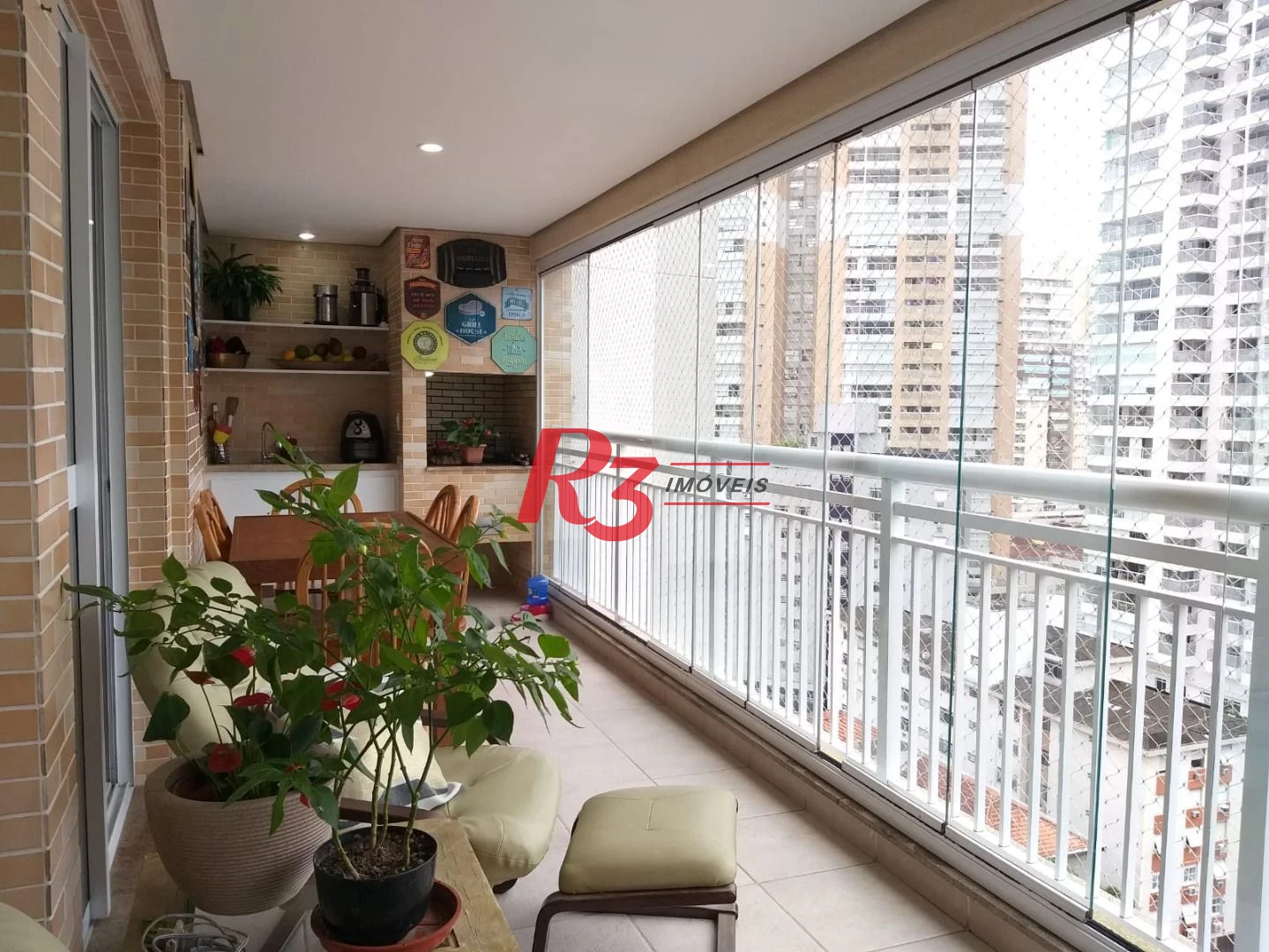 Apartamento com 3 dormitórios à venda, 130 m² por R$ 1.900.000,00 - Gonzaga - Santos/SP