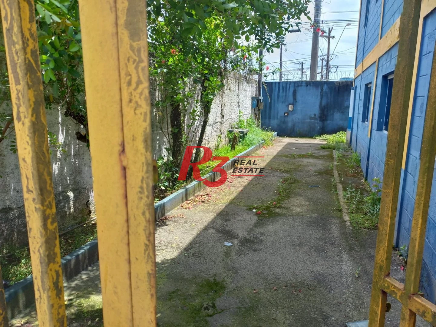 Terreno à venda, 3600 m² por R$ 6.200.000,00 - Catiapoã - São Vicente/SP