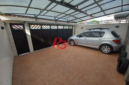 Casa com 3 dormitórios à venda, 157 m² por R$ 945.000,00 - Encruzilhada - Santos/SP