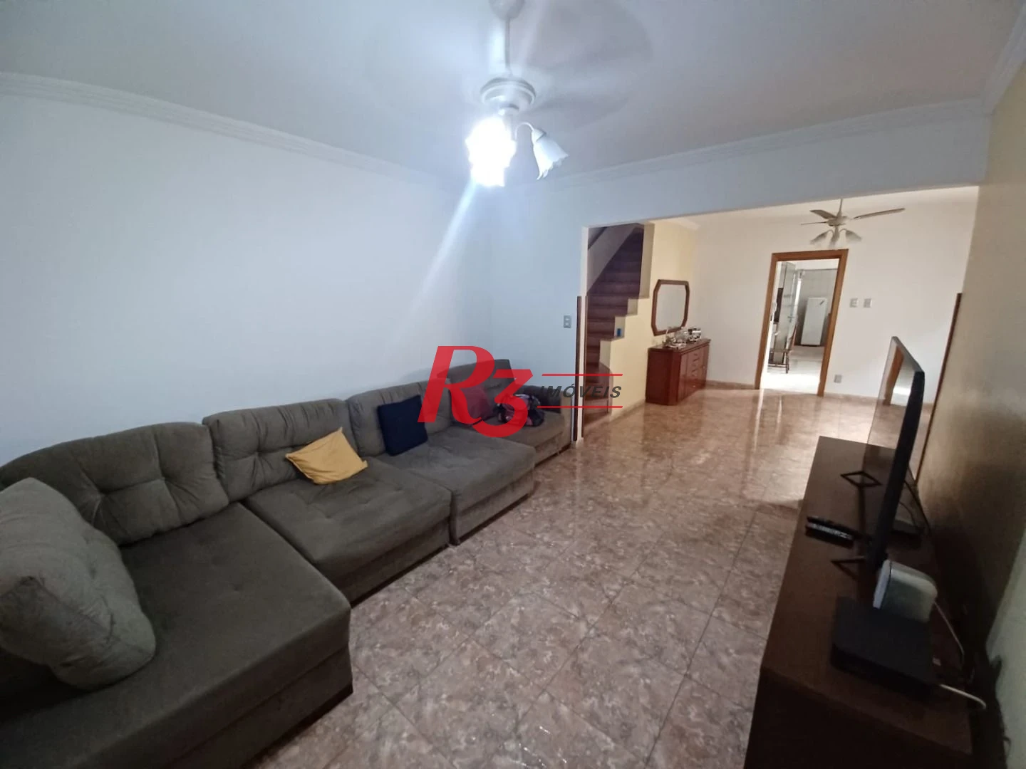 Casa com 3 dormitórios à venda, 157 m² por R$ 945.000,00 - Encruzilhada - Santos/SP