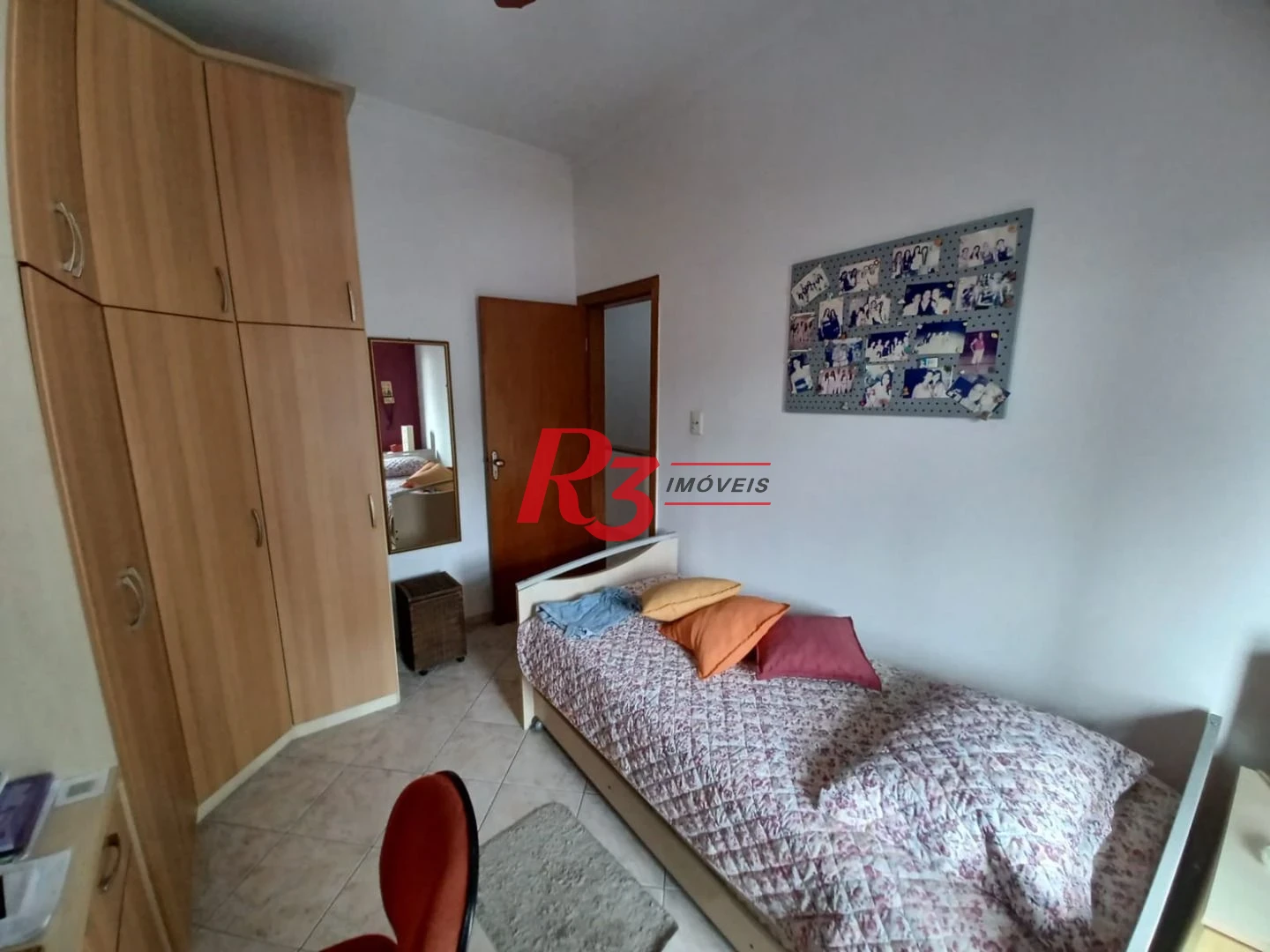 Casa com 3 dormitórios à venda, 157 m² por R$ 945.000,00 - Encruzilhada - Santos/SP