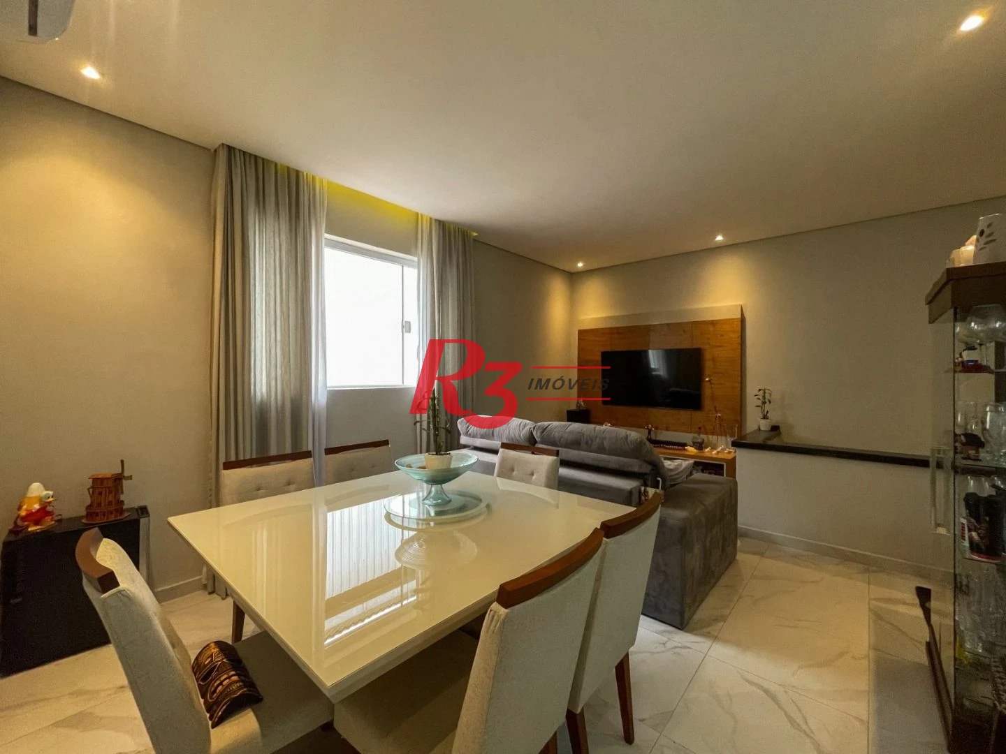 Sobrado à venda, 73 m² por R$ 564.000,00 - Boqueirão - Santos/SP