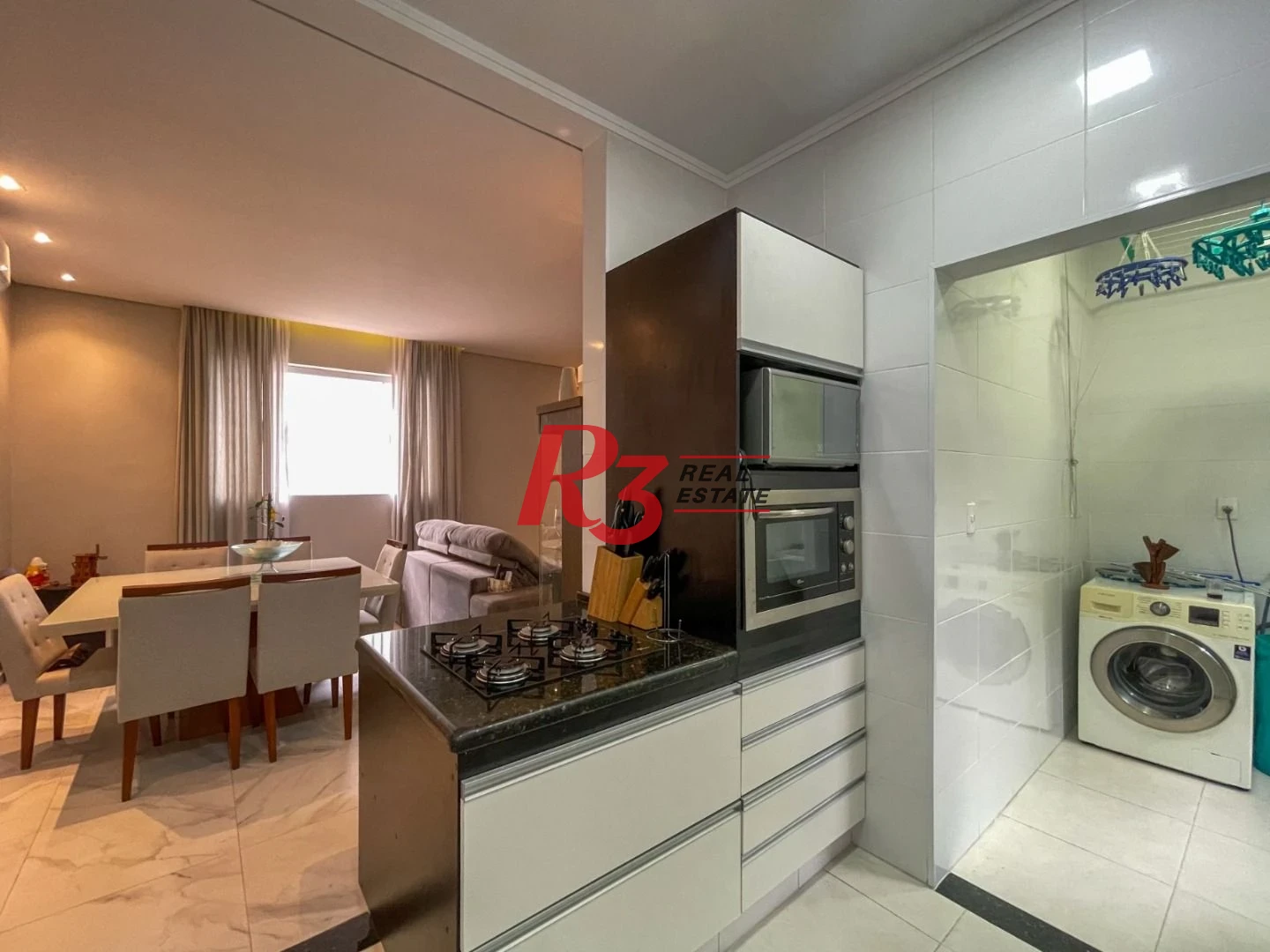 Sobrado com 2 dormitórios à venda, 73 m² por R$ 564.000,00 - Boqueirão - Santos/SP