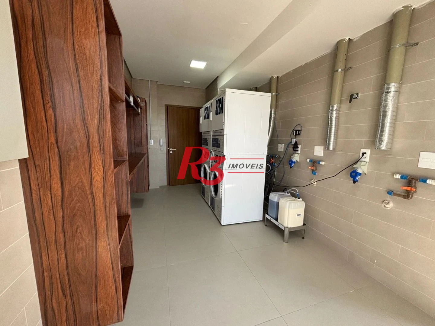 Apartamento mobiliado novo  com 2 suites lazer total para locação   por R$ 7.200/mês - Boqueirão - Santos/SP