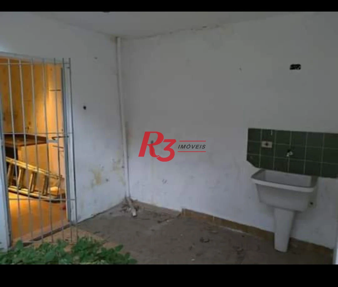 Sobrado à venda, 105 m² por R$ 310.000,00 - Vila Matias - Santos/SP