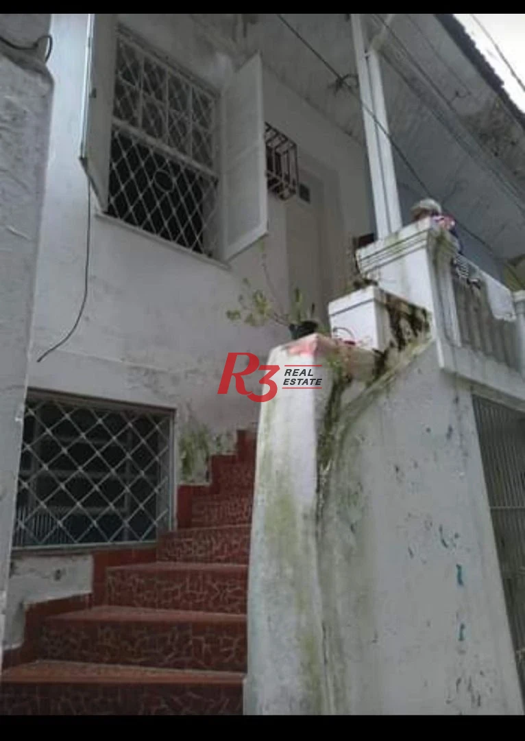 Sobrado com 3 dormitórios à venda, 105 m² por R$ 310.000,00 - Vila Matias - Santos/SP
