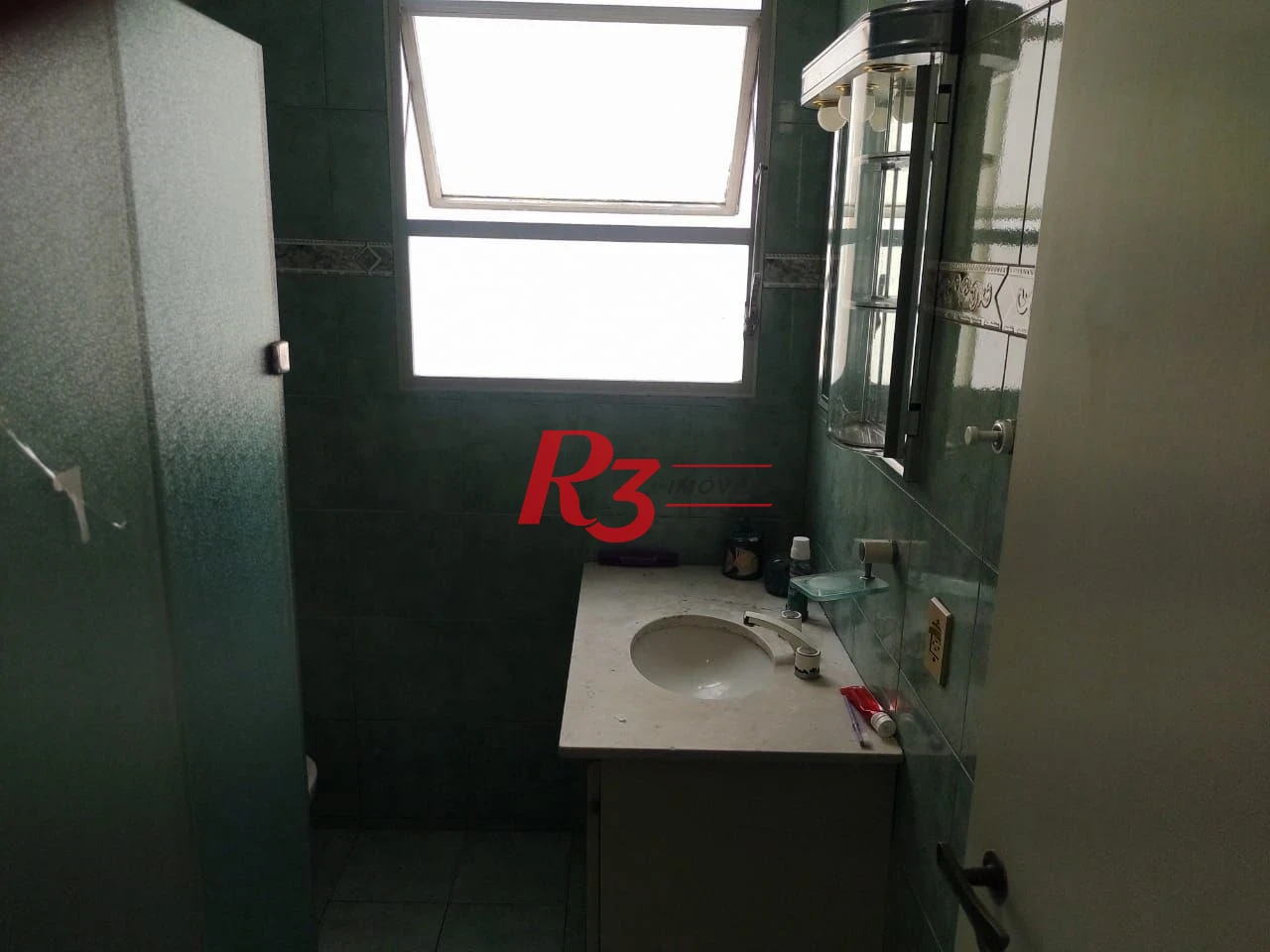 Apartamento com 3 dormitórios à venda, 239 m² por R$ 1.650.000,00 - Gonzaga - Santos/SP
