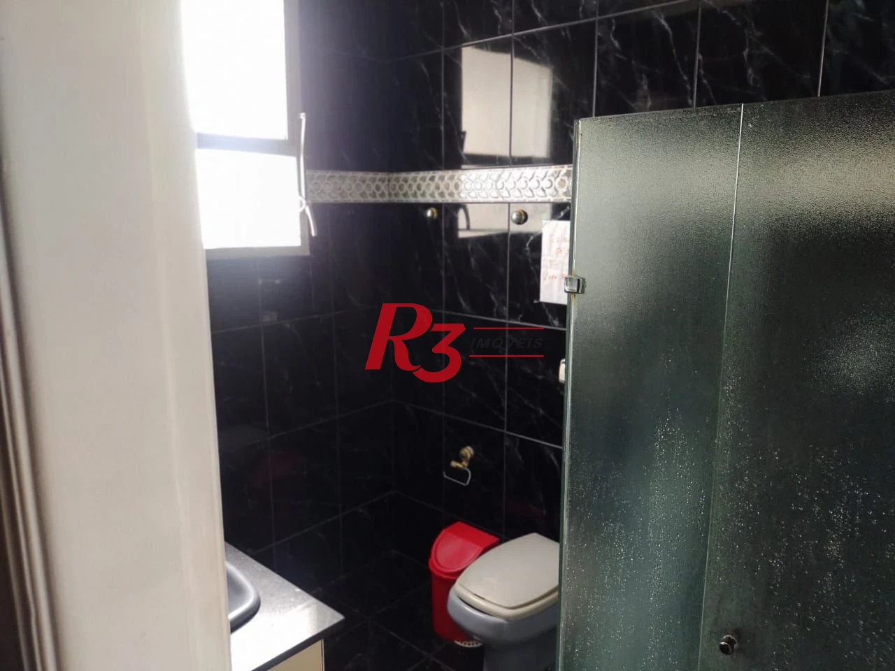 Apartamento com 3 dormitórios à venda, 239 m² por R$ 1.650.000,00 - Gonzaga - Santos/SP
