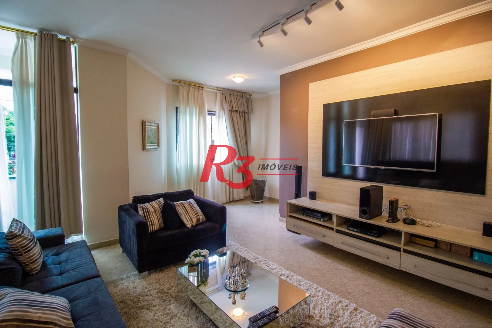 Casa com 3 dormitórios à venda, 189 m² por R$ 1.350.000,00 - Embaré - Santos/SP