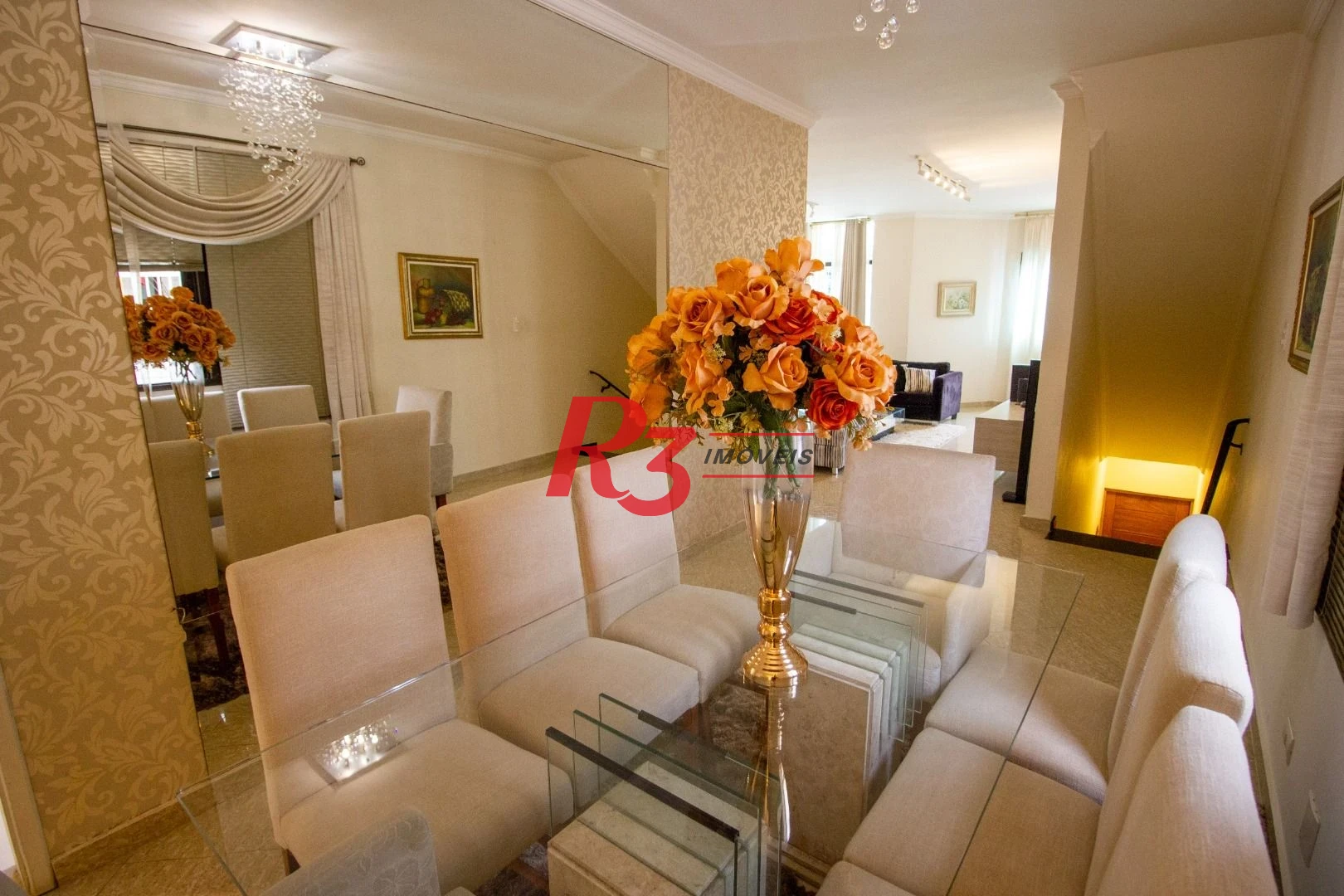 Casa com 3 dormitórios à venda, 189 m² por R$ 1.350.000,00 - Embaré - Santos/SP