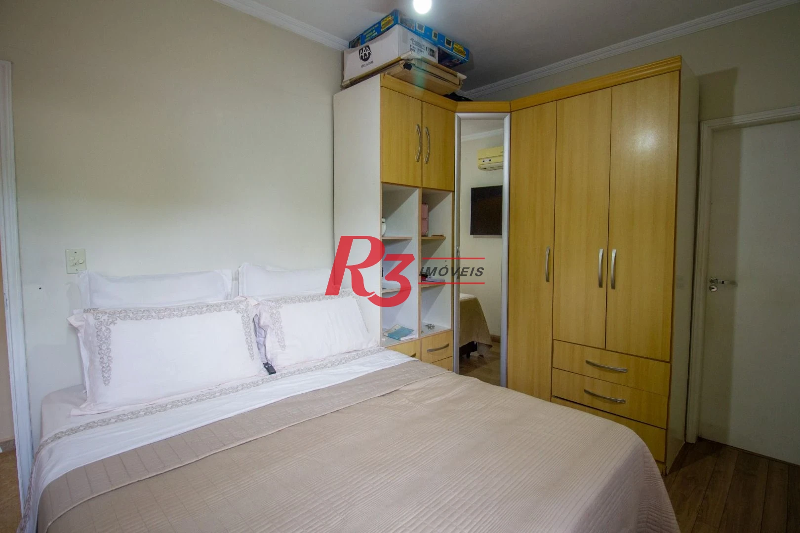 Casa com 3 dormitórios à venda, 189 m² por R$ 1.350.000,00 - Embaré - Santos/SP