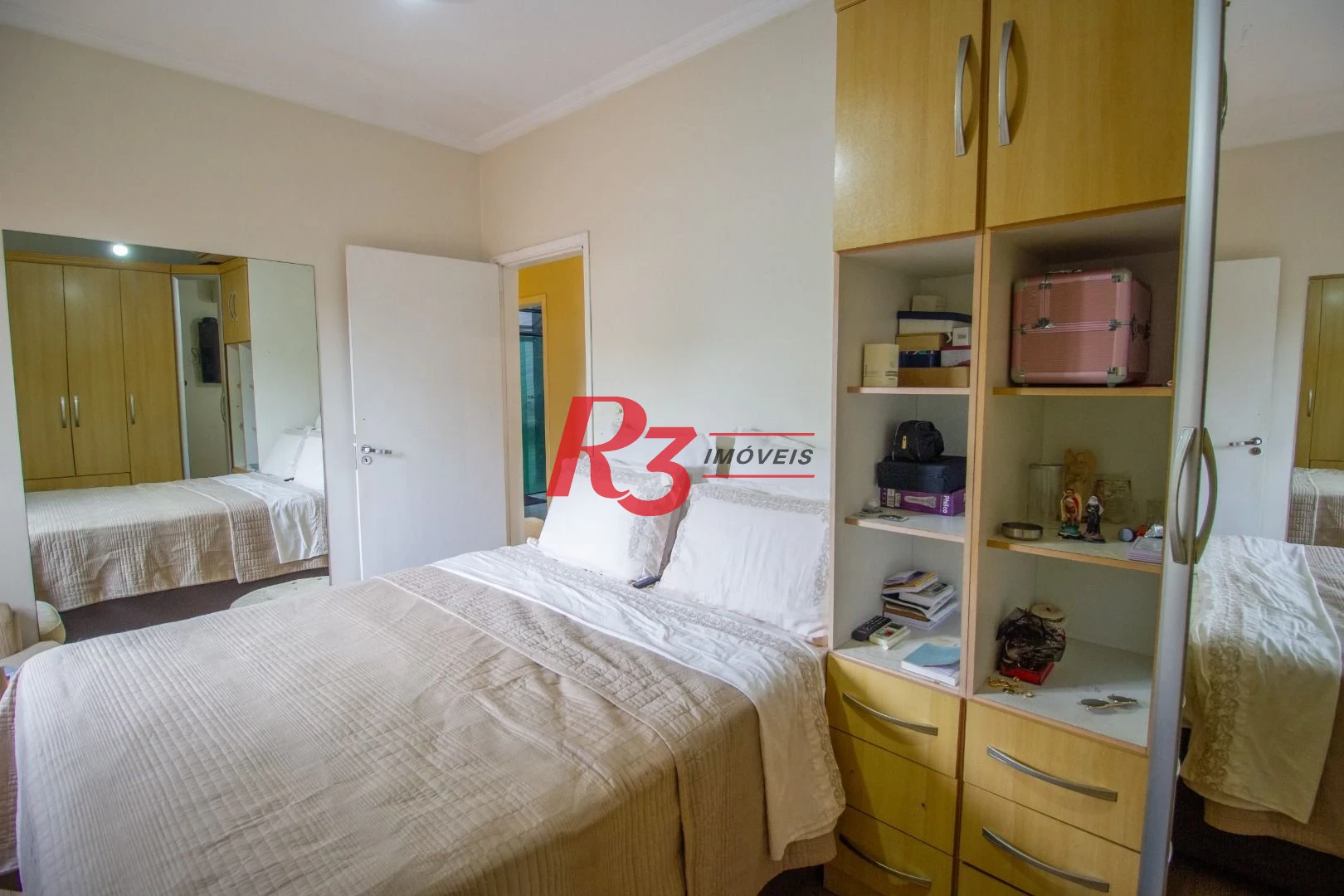 Casa com 3 dormitórios à venda, 189 m² por R$ 1.350.000,00 - Embaré - Santos/SP