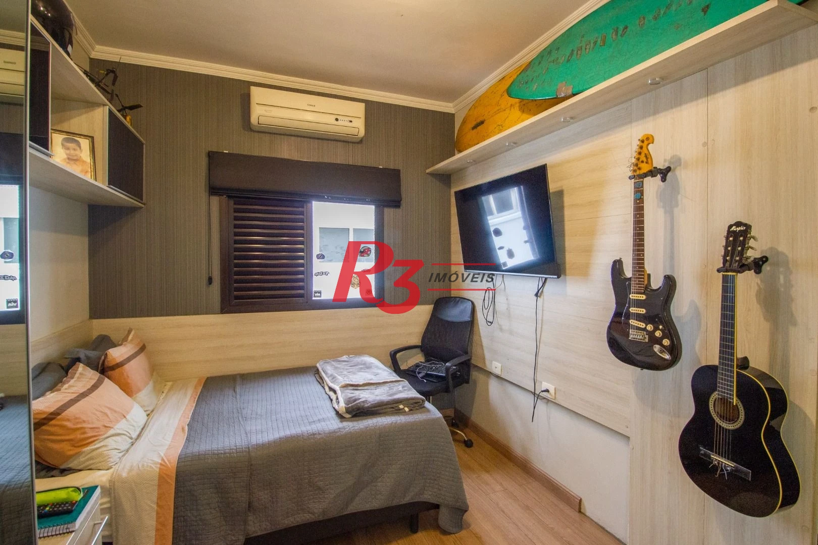 Casa com 3 dormitórios à venda, 189 m² por R$ 1.350.000,00 - Embaré - Santos/SP