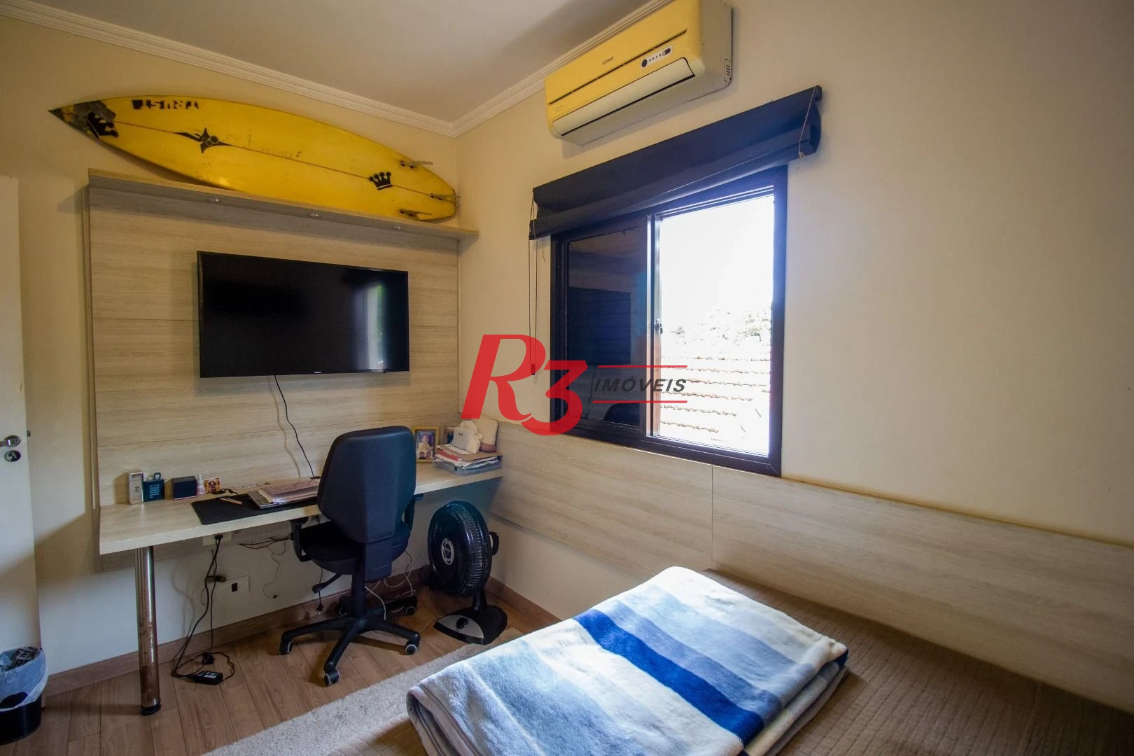 Casa com 3 dormitórios à venda, 189 m² por R$ 1.350.000,00 - Embaré - Santos/SP