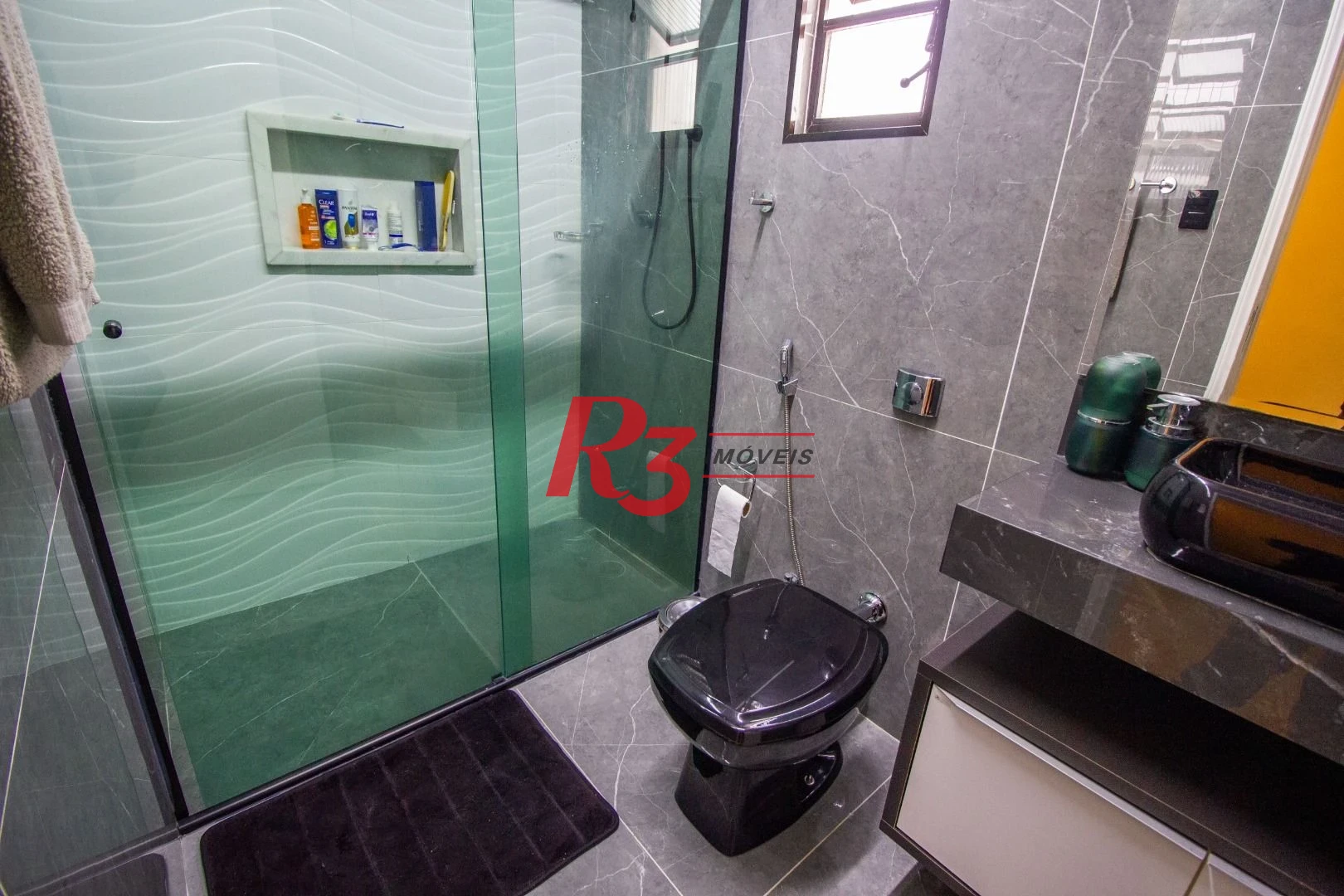 Casa com 3 dormitórios à venda, 189 m² por R$ 1.350.000,00 - Embaré - Santos/SP