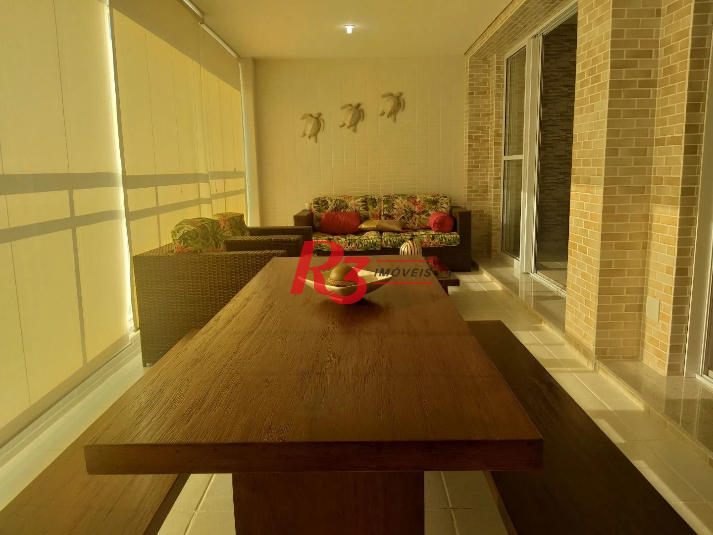Apartamento com 3 dormitórios à venda, 158 m² por R$ 1.050.000,00 - Enseada - Guarujá/SP