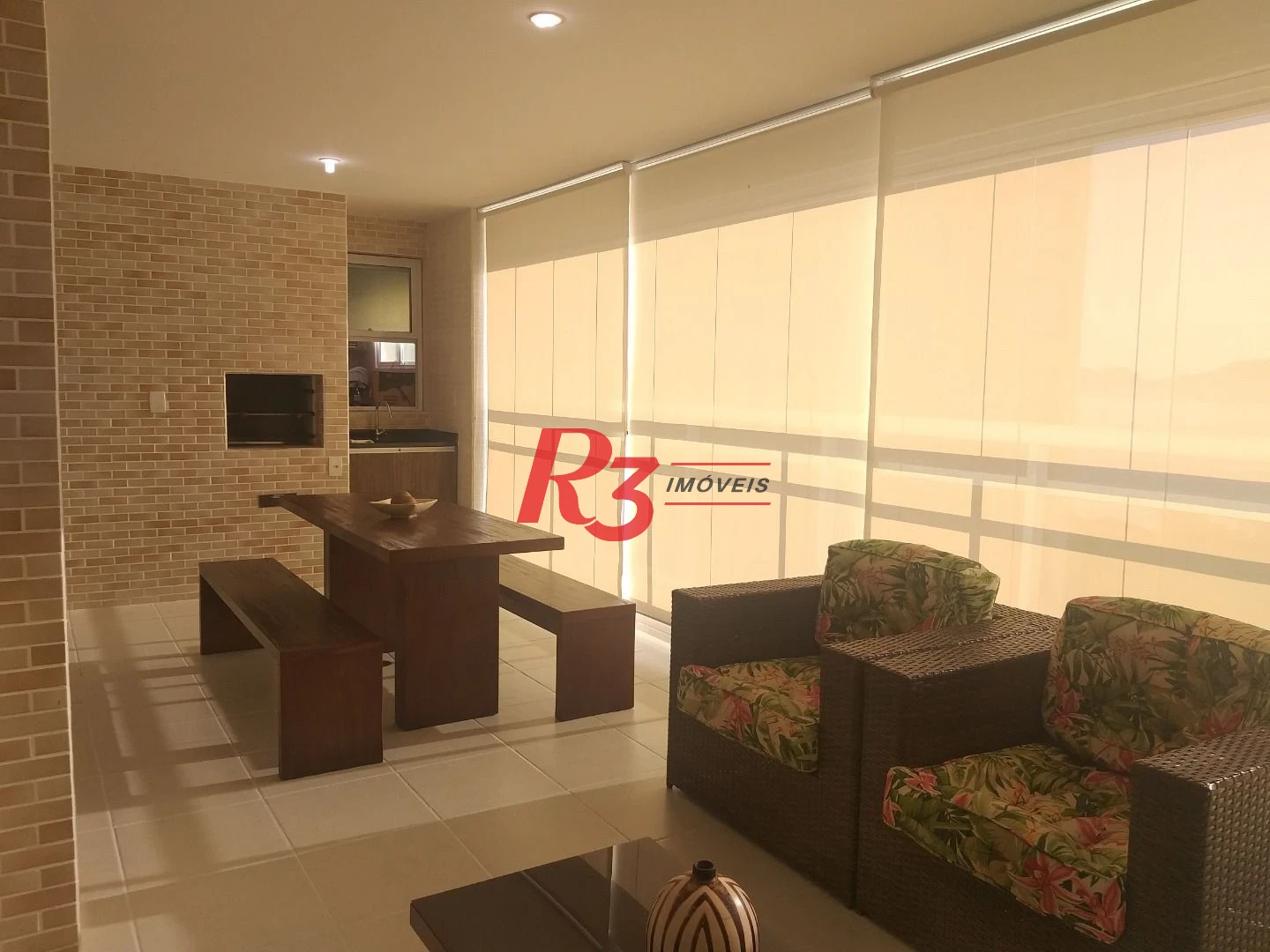 Apartamento com 3 dormitórios à venda, 158 m² por R$ 1.050.000,00 - Enseada - Guarujá/SP