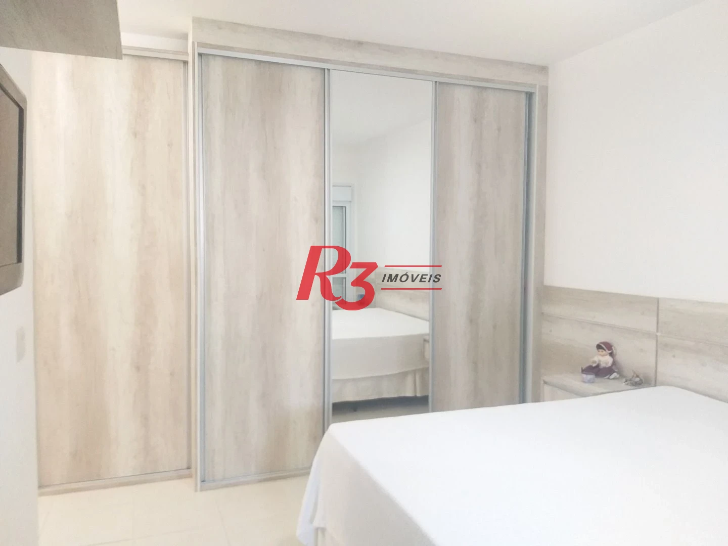 Apartamento com 3 dormitórios à venda, 158 m² por R$ 1.050.000,00 - Enseada - Guarujá/SP