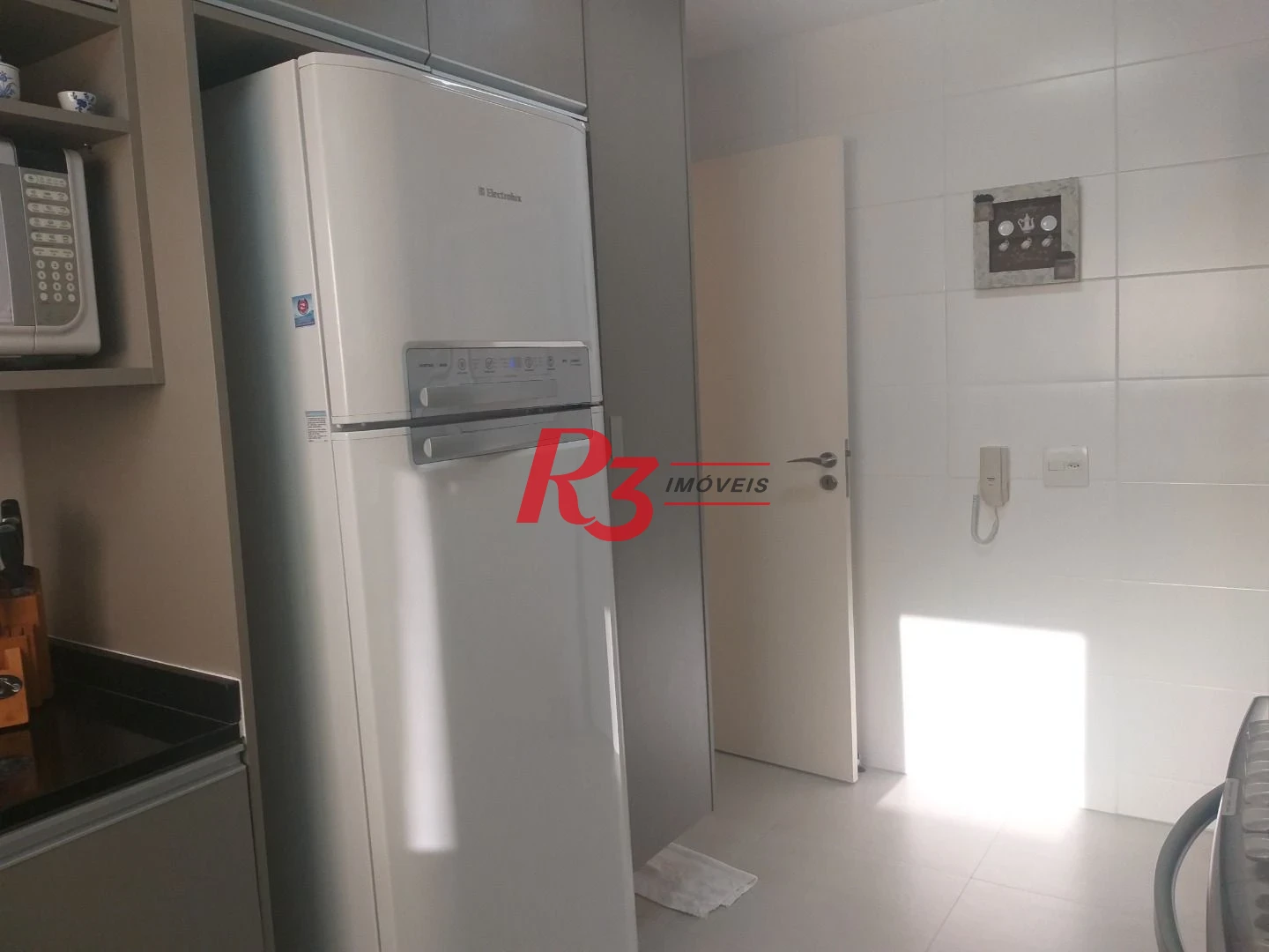 Apartamento com 3 dormitórios à venda, 158 m² por R$ 1.050.000,00 - Enseada - Guarujá/SP