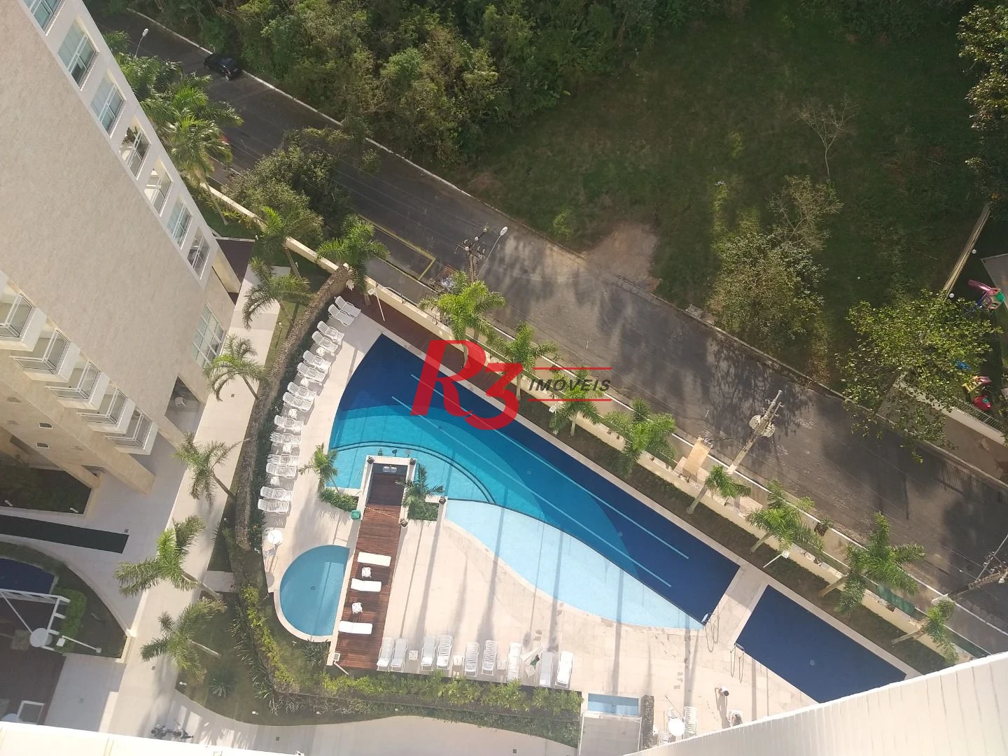 Apartamento com 3 dormitórios à venda, 158 m² por R$ 1.050.000,00 - Enseada - Guarujá/SP
