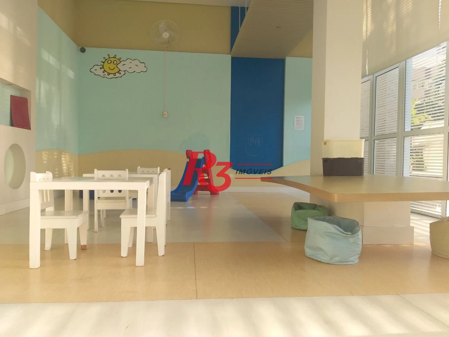 Apartamento com 3 dormitórios à venda, 158 m² por R$ 1.050.000,00 - Enseada - Guarujá/SP