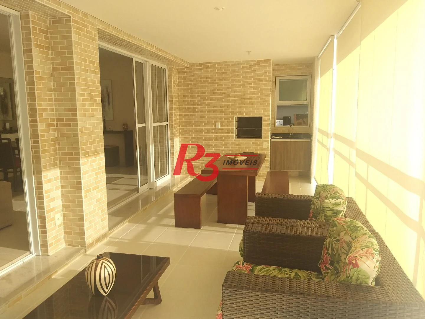 Apartamento com 3 dormitórios à venda, 158 m² por R$ 1.050.000,00 - Enseada - Guarujá/SP