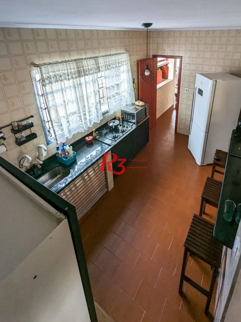 Casa com 2 dormitórios à venda, 300 m² por R$ 650.000,00 - Jardim Casqueiro - Cubatão/SP