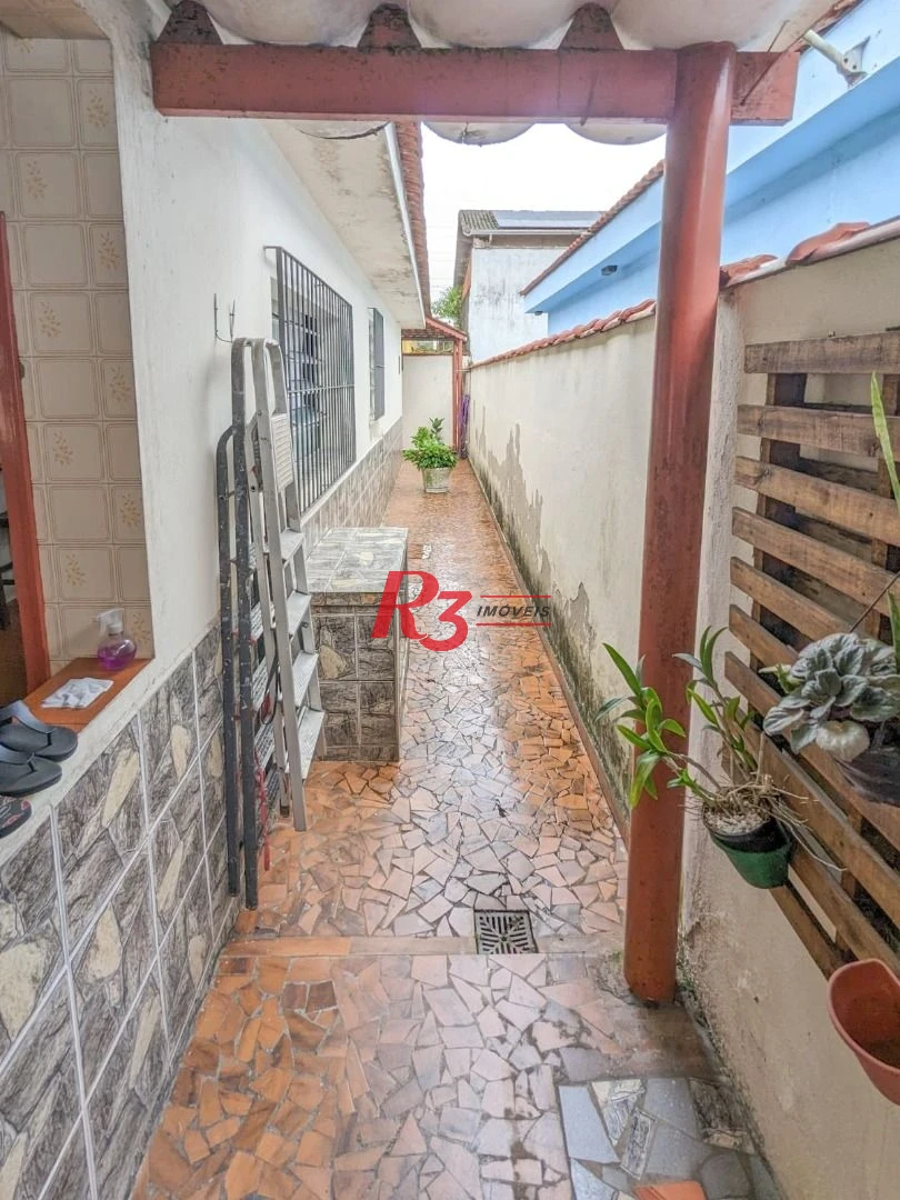 Casa com 2 dormitórios à venda, 300 m² por R$ 650.000,00 - Jardim Casqueiro - Cubatão/SP
