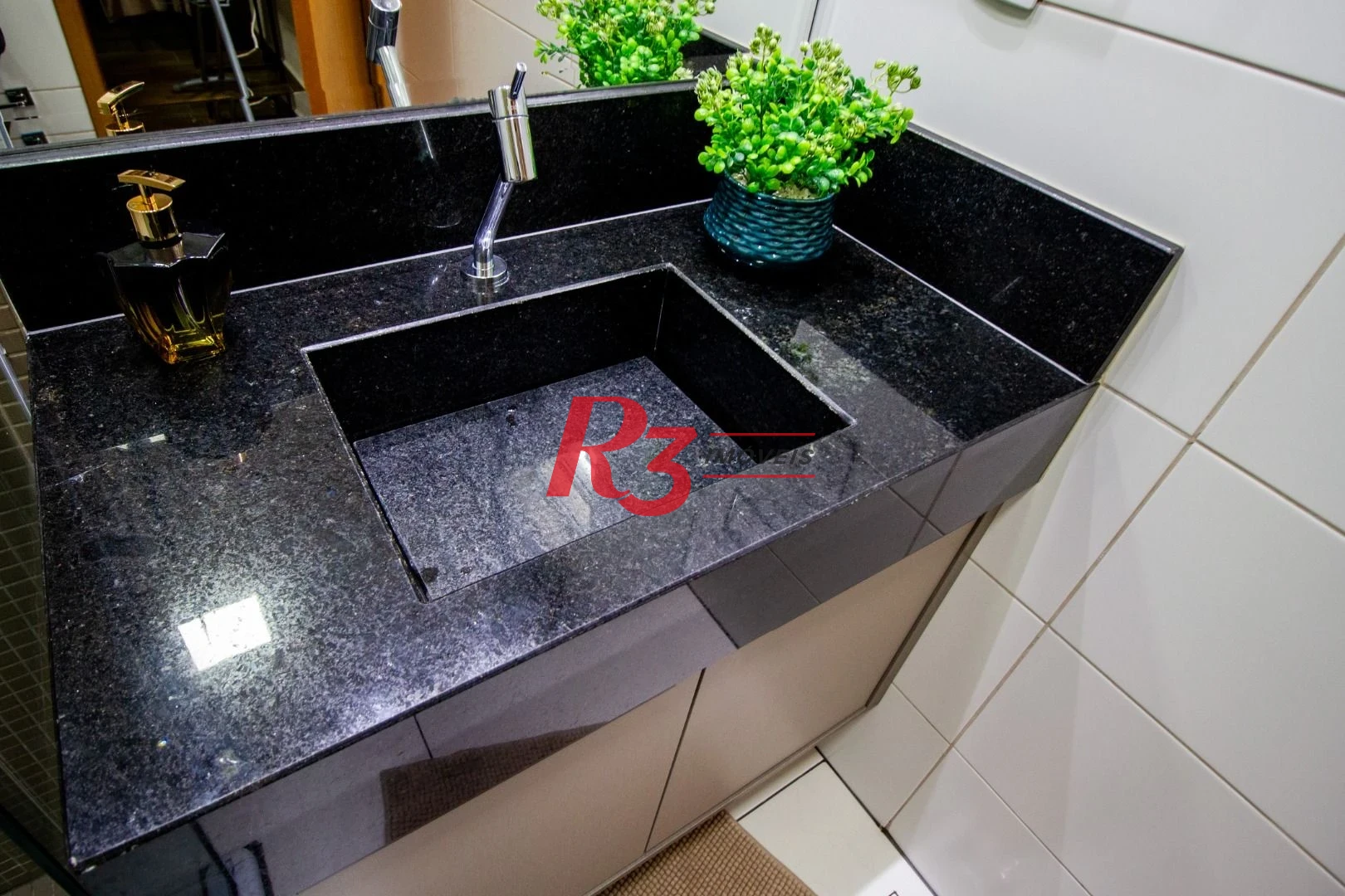Casa com 3 dormitórios à venda, 130 m² por R$ 1.150.000,00 - Vila Belmiro - Santos/SP