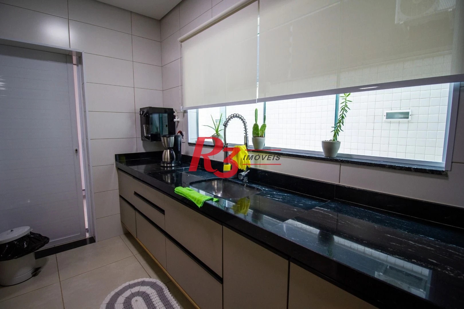 Casa com 3 dormitórios à venda, 130 m² por R$ 1.150.000,00 - Vila Belmiro - Santos/SP