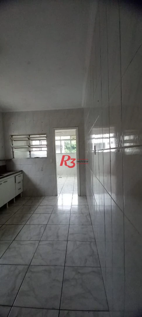Apartamento amplo de 1 quarto à venda no Centro de São Vicente.