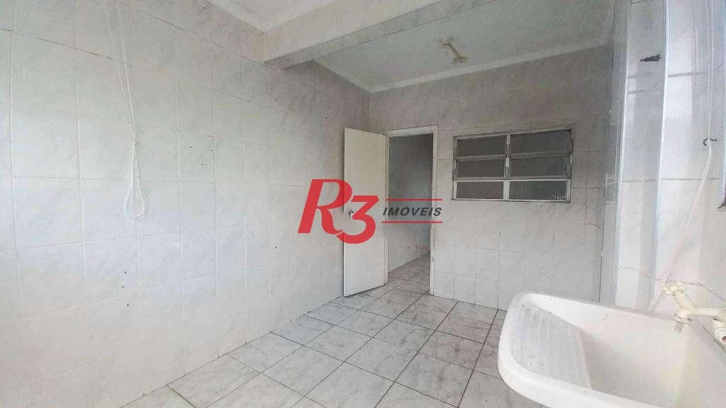 Apartamento amplo de 1 quarto à venda no Centro de São Vicente.